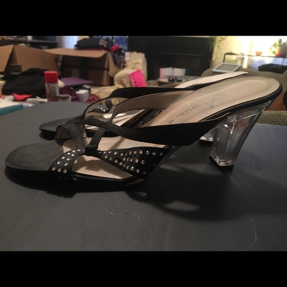 Sandals with wedges/heels - Picture 6 of 6